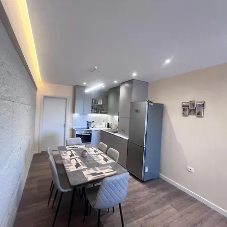 Apartment Moon Sarandë